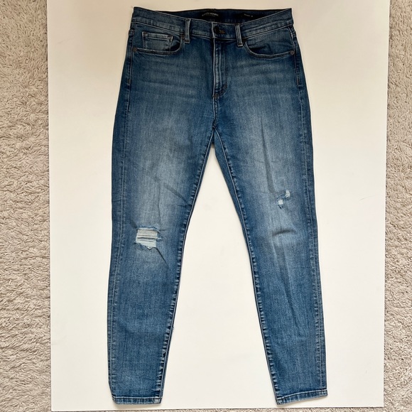 Banana Republic Mid Rise Destruct Skinny Jeans - Picture 6 of 12
